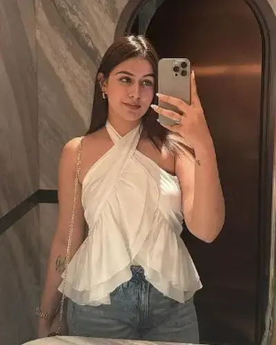 Call Girl Hukeri